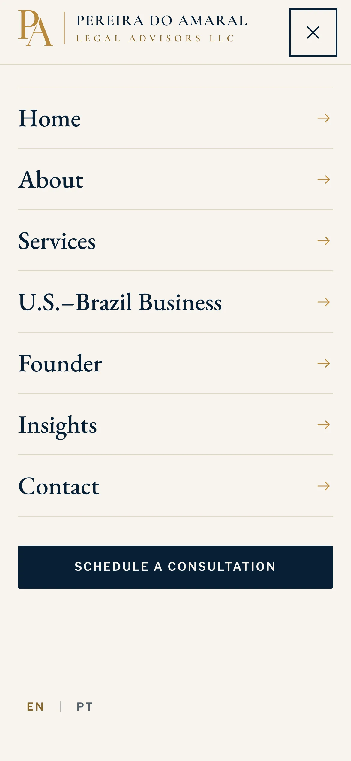 Menu aberto do site da Pereira do Amaral no celular